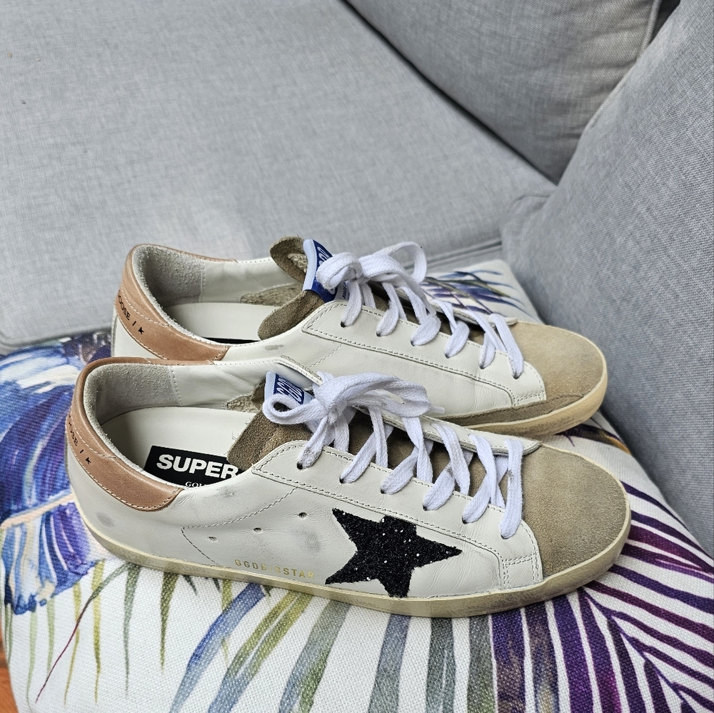 Golden goose